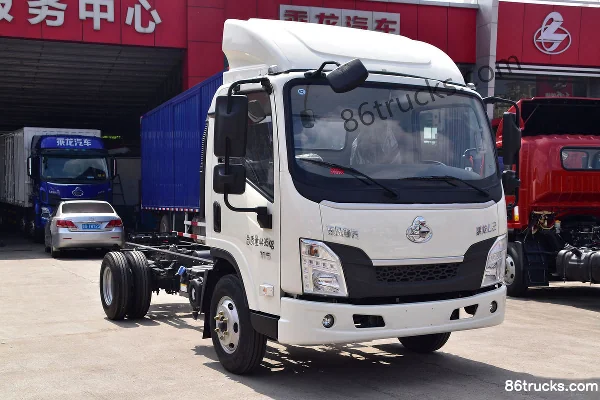 Dongfeng Liuqi Chenglong L2 127hp 4X2(6 wheels) 4.165m Single Row Box Truck Light Truck Exterior