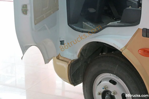 Dongfeng 140 ch camion fourgon (Fast Gear 6 vitesses) (China VI) Cabine (3) | 86Trucks