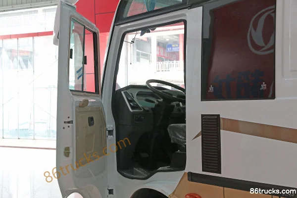 Dongfeng 140 ch camion fourgon (Fast Gear 6 vitesses) (China VI) Cabine (2) | 86Trucks