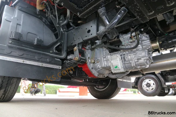 Foton Aumark Express 131 hp 4X2(6 wheels) 4.14m single-row van light truck (air brake) Chassis (3) | 86Trucks
