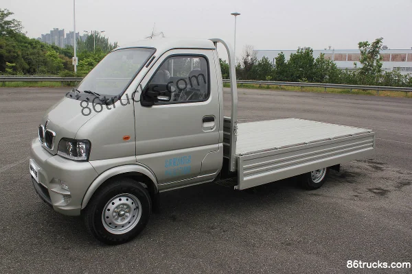 Jinbei Western Cowboy N5 2019 1.5L 102hp 4X2(6 wheels) Gasoline 3.05m Single Row Flatbed Mini Truck Body (1) | 86Trucks