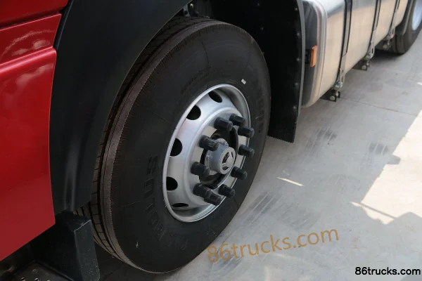 Dongfeng Commercial Vehicle Tianlong KL Heavy Truck 2019 Model 520 hp 6X4(10 wheels) Tractor Truck Chassis (3) | 86Trucks