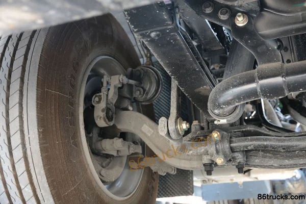 Dongfeng Commercial Vehicle Tianlong KL Heavy Truck 2019 Model 520 hp 6X4(10 wheels) Tractor Truck Chassis (2) | 86Trucks