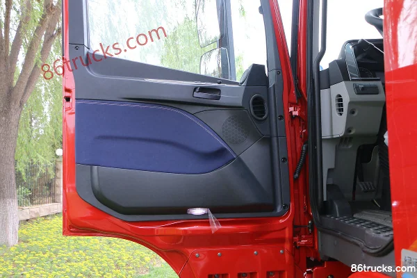 Foton AumanEST Basic 490hp 8X4(12 wheels) 9.58m Box Cargo Truck (China VI)(Full Disc Brakes) Cab (3) | 86Trucks