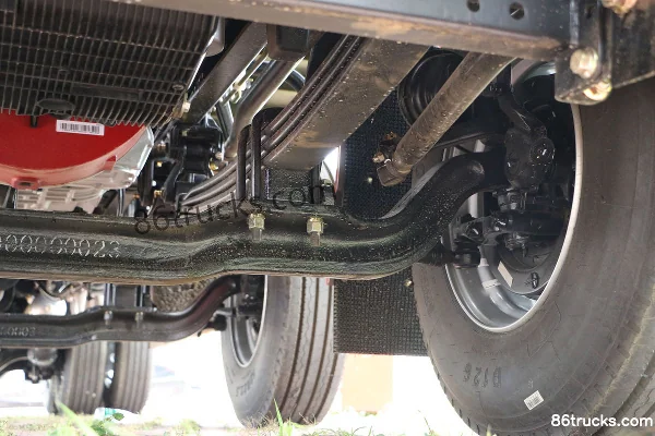 Foton AumanEST Basic 490hp 8X4(12 wheels) 9.58m Box Cargo Truck (China VI)(Full Disc Brakes) Chassis (3) | 86Trucks