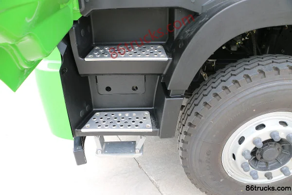 Foton Auman GTL 9 Series Heavy Truck Southwest Edition 360 hp 6X4(10 wheels) 5.8m Dump Truck Cab (3) | 86Trucks