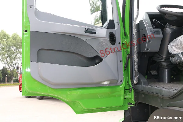 Foton Auman GTL 9 Series Heavy Truck Southwest Edition 360 hp 6X4(10 wheels) 5.8m Dump Truck Cab (2) | 86Trucks