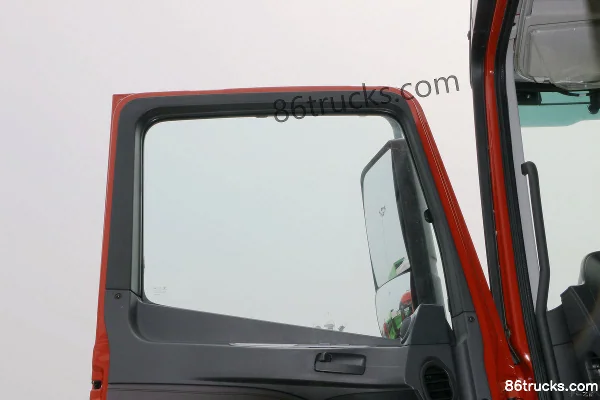 Foton Auman GTL 9 Series Heavy Truck 375 hp 8X4(12 wheels) 8m dump truck chassis Cab (2) | 86Trucks