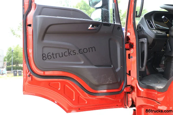 Foton Auman New ETX 6 Series Heavy Truck 280 hp 8X2(10 wheels) 9.53m Grating Cargo Truck Cab (3) | 86Trucks