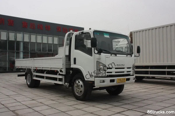 Qingling Isuzu 700P 189hp 4X2(6 wheels) 5.668m Semi Row Flatbed Cargo Truck Exterior (2) | 86Trucks