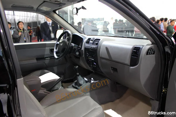 2009 Model GAC Gonow Caiyun 500 Series Wealth Type 2.2L Diesel Double Row Pickup Chassis (1) | 86Trucks