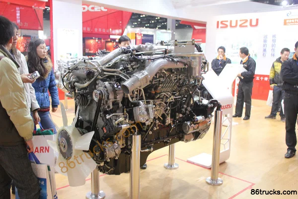 Jiangxi Isuzu 6HH1 185 hp 8.23L China III Diesel Engine Exterior (2) | 86Trucks