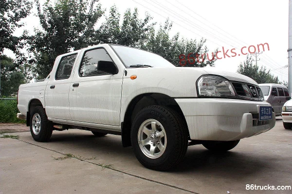 Zhengzhou Nissan 2011 standard 2.4L essence double cabine pick-up (3) | 86Trucks