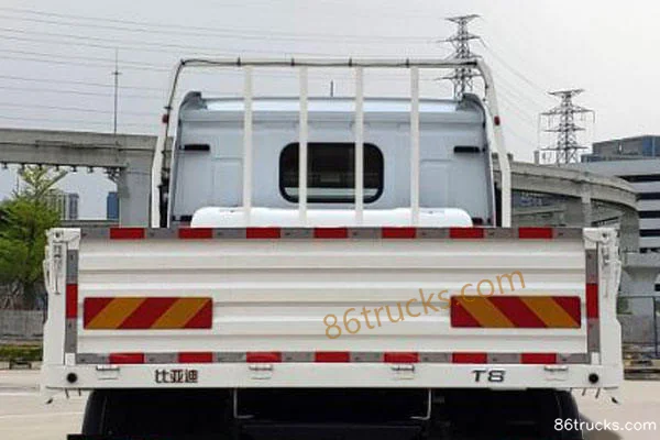 BYD T8 18T 4,95 m camion porteur à plate-forme à ridelles électrique pur 348 kWh 4X2(6 roues) Extérieur (2) | 86Trucks