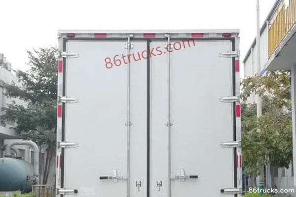 BYD T7B 11,8T camion utilitaire électrique pur 6,12 m cabine simple 160,6 kWh 4X2(6 roues) Extérieur (2) | 86Trucks