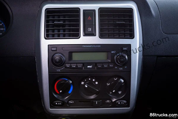 FARIZON E5 2019 Model Standard Edition 2.3T 4.15 m pure electric panel van 39.6 kWh Cab (3) | 86Trucks