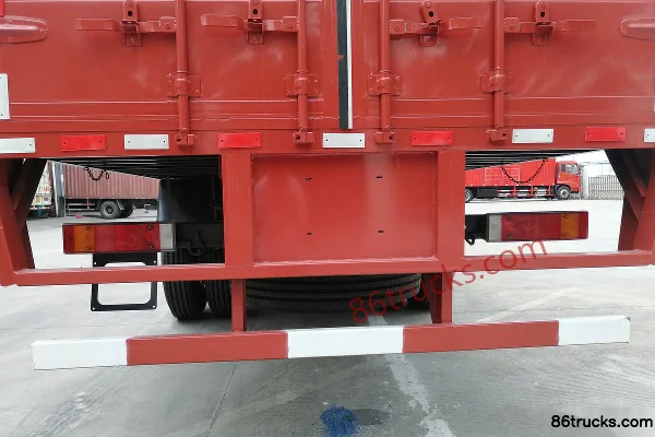 Dongfeng Commercial Vehicle Tianlong VL Heavy Truck 260hp 6X2(8 wheels) 9.6m Box Cargo Truck Body (1) | 86Trucks