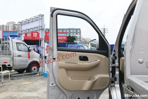 Changan Kuayue King X1 1.5L Gasoline 112hp 4X2(6 wheels) 3.05m single-row flatbed micro truck (single rear wheel) (China VI) Cab (1) | 86Tru