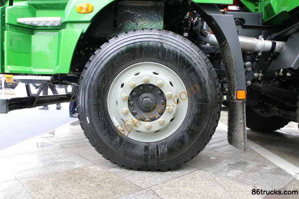 SHACMAN Delong New M3000 Standard 350 hp 8X4(12 wheels) 5.6m Dump Truck Cab (3) | 86Trucks