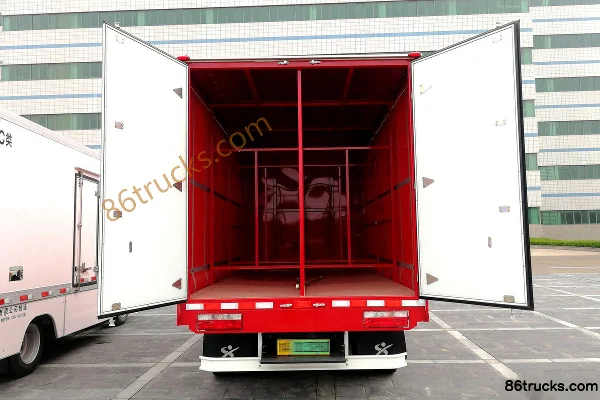 SENYI SE4 4.5T 4.14m single-row pure electric semi-side curtain logistics light truck 98.04kWh 4X2(6 wheels) Chassis (1) | 86Trucks