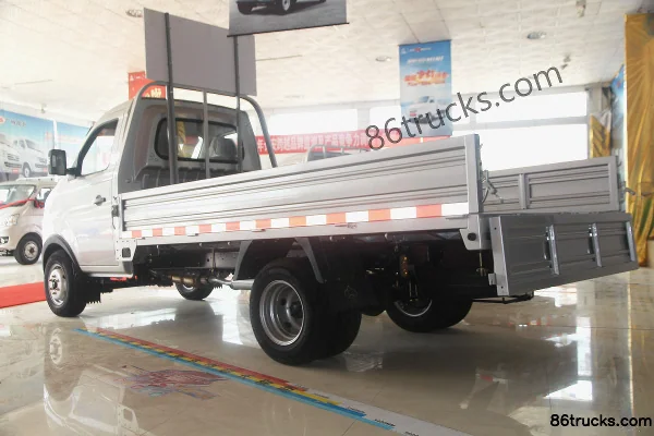 Changan Kuayue King X3 1.5L Gasoline 112hp 4X2(6 wheels) 3.2m Single Row Flatbed Truck (China VI) Body (3) | 86Trucks