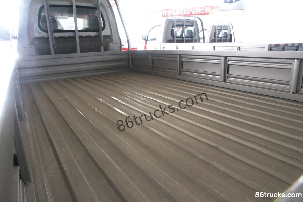 Changan Kuayue King X3 1.5L Gasoline 112hp 4X2(6 wheels) 3.2m Single Row Flatbed Truck (China VI) Body (1) | 86Trucks