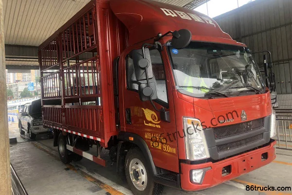 Sinotruk HOWO Hanjiang 143 hp 4X2(6 wheels) 4.15m Single Row Beekeeping Truck Exterior (3) | 86Trucks