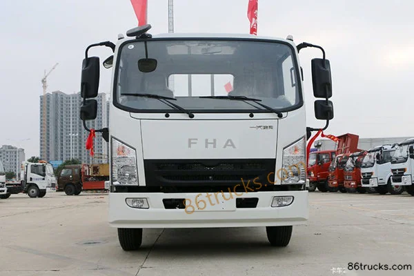 FAW Linghe City Star 95hp 4X2(6 wheels) 3.8m semi-row flatbed light truck Exterior