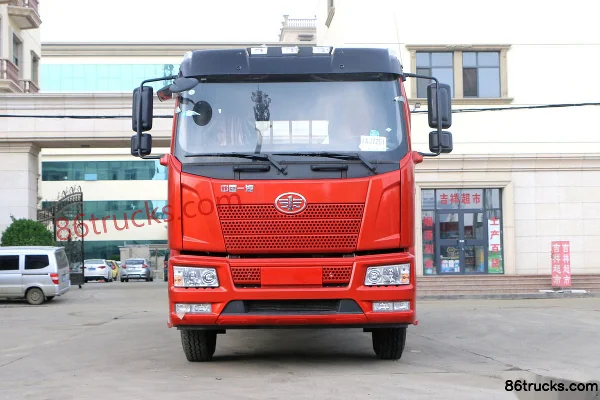 Xinzhonglv (Zhongjie) Xinzhonglv (Zhongjie) FAW Jiefang Chassis garbage truck