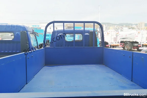 Dongfeng Lituo T5 95 hp 4X2(6 wheels) 3.1m Dump Truck (Φ90 Double Lift) Body (1) | 86Trucks