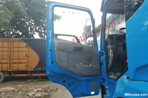 Dongfeng Lituo T25 185hp 4X2(6 wheels) 3.8m Dump Truck (Φ130 Front Lift) Cab (1) | 86Trucks
