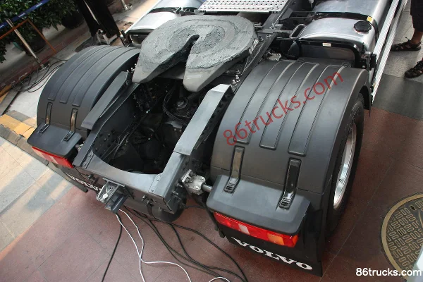 Volvo FH16 Heavy Truck 660 hp 4X2(6 wheels) Tractor Truck Chassis (1) | 86Trucks