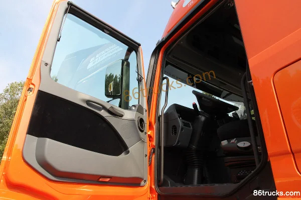 Mercedes-Benz Actros heavy truck 460 hp 6X4(10 wheels) tractor truck (model 2646 LS) Cab (2) | 86Trucks