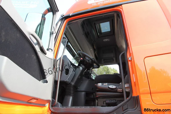 Mercedes-Benz Actros heavy truck 460 hp 6X4(10 wheels) tractor truck (model 2646 LS) Cab (1) | 86Trucks