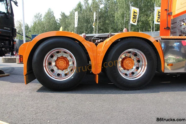Mercedes-Benz Actros heavy truck 460 hp 6X4(10 wheels) tractor truck (model 2646 LS) Chassis (3) | 86Trucks