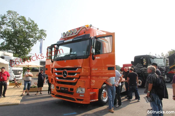 Mercedes-Benz Actros heavy truck 460 hp 6X4(10 wheels) tractor truck (model 2646 LS) Exterior (3) | 86Trucks