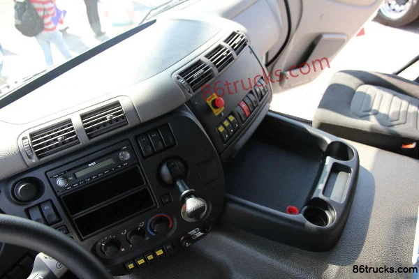 DAF CF Series Heavy Truck 460 hp 6X4(10 wheels) Dump Truck (CF85) Cab (3) | 86Trucks