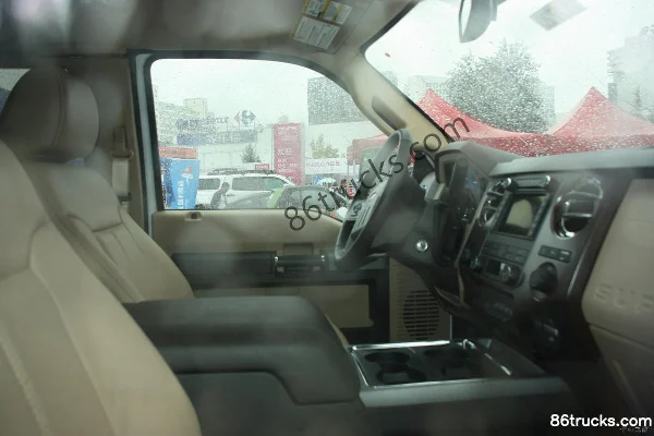 Ford F-350 série 2011 4x4(6 roues) 6.2L essence cabine approfondie pick-up (2) | 86Trucks