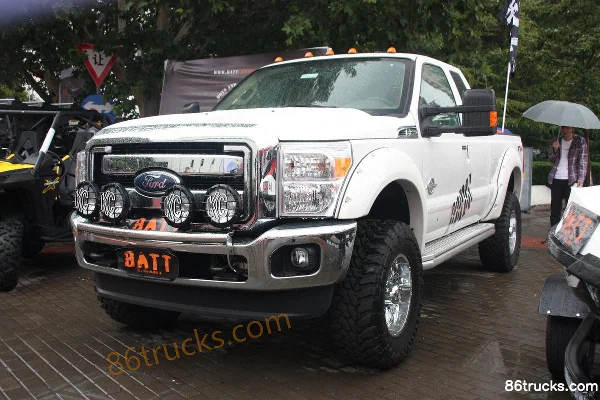 Ford F-350 série 2011 4x4(6 roues) 6.2L essence cabine approfondie pick-up (4) | 86Trucks