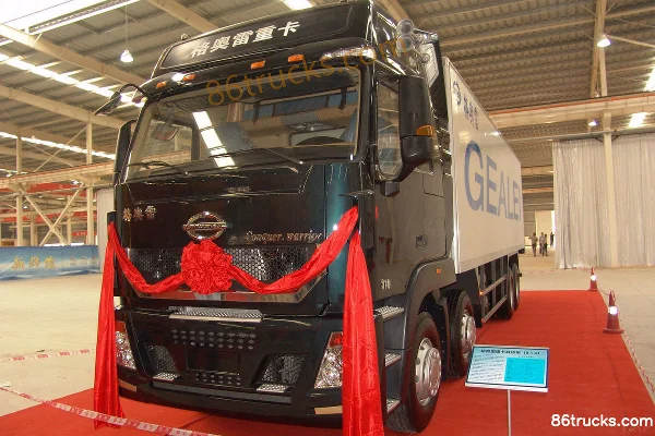 Shijun Geaolei camion lourd 310 ch 8X4(12 roues) camion porteur fourgon Extérieur (3) | 86Trucks