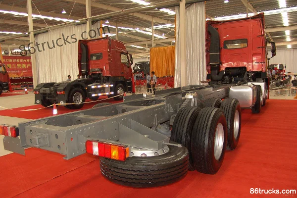 Shijun Gelaole camion lourd 336 ch 8X4(12 roues) camion porteur (châssis) Extérieur (3) | 86Trucks