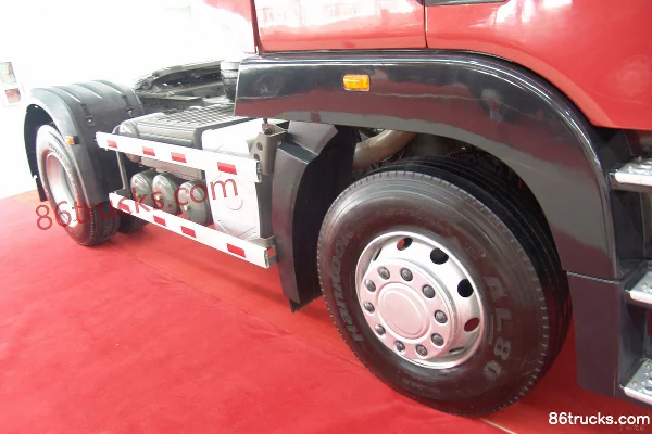 Shijun Geaolei Heavy Truck 375 hp 4X2(6 wheels) Tractor Truck Chassis (2) | 86Trucks