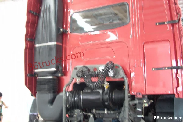 Shijun Geaolei Heavy Truck 430 hp 6X4(10 wheels) Tractor Truck Chassis (2) | 86Trucks