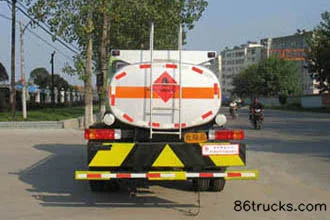 FAW Jiefang Junwei J5K 130 hp 4X2(6 wheels) Oil Tanker Truck (Chusheng Brand) Exterior (2) | 86Trucks