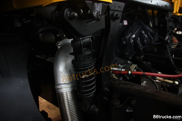 Hongyan New King Kong heavy truck 340 ch 6X4(10 roues) 6m dump truck Châssis (2) | 86Trucks