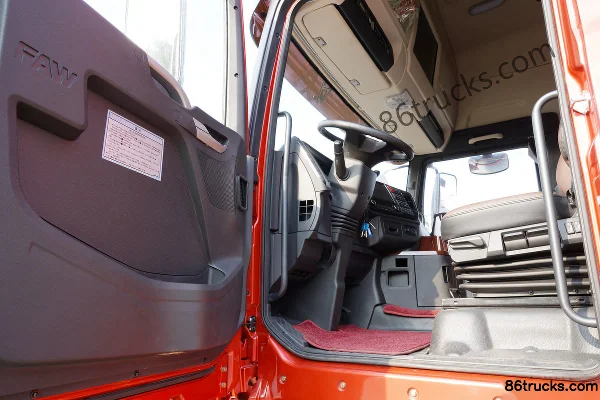 FAW Jiefang Qingdao JH6⁺ Heavy Truck Life Cabin Edition Four-Season 550hp 6X4(10 wheels) AMT Automatic Tractor Truck (Hydraulic Retarder)(Ch