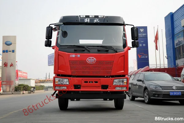 ZOOMLION ZOOMLION FAW Jiefang chassis garbage truck
