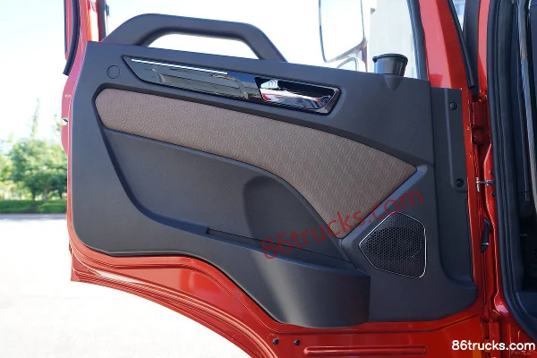 FAW Jiefang Qingdao Long V Medium Truck 2.0 Edition 180hp 4X2(6 wheels) 7.8m Van Cargo Truck Chassis Cab (3) | 86Trucks
