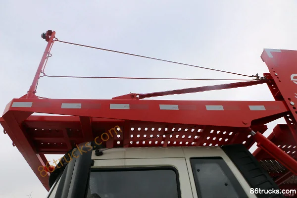 FAW Jiefang J6L 220hp 4X2(6 wheels) Car Transporter (Haipeng) Body (1) | 86Trucks