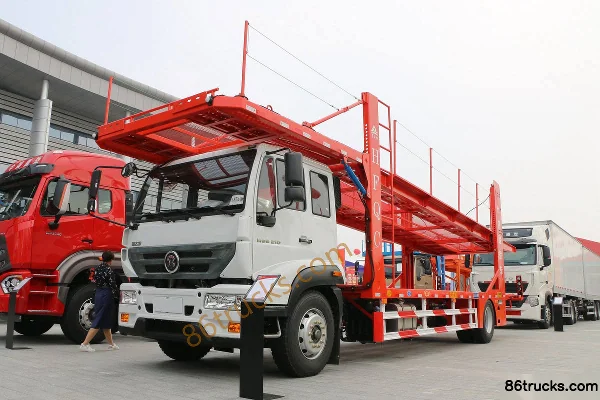 Sinotruk Sinotruk M5G Quasi-heavy Truck Car Carrier Truck